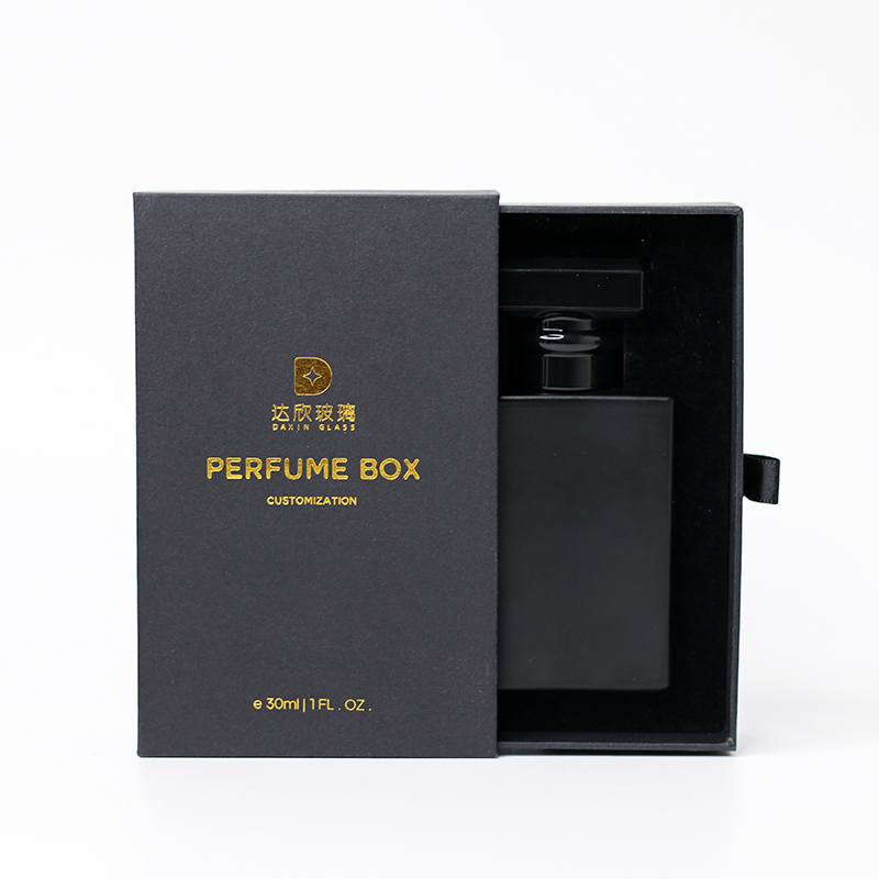 customized luxury empty black square perfume bottle